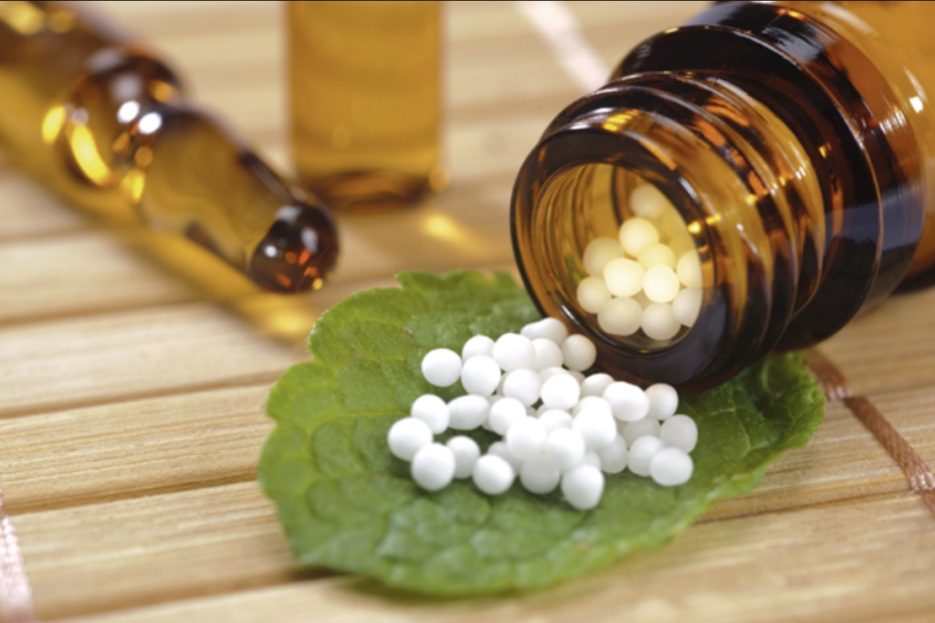 Homeopathy Doctors Can Prescribe Allopathic Medicines - Maharashtra FDA